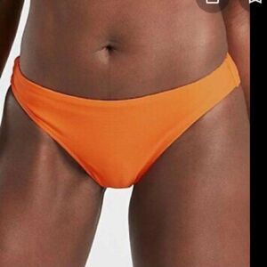 ATHLETA CLOUD BREAKER MID RISE BOTTOM  NWT